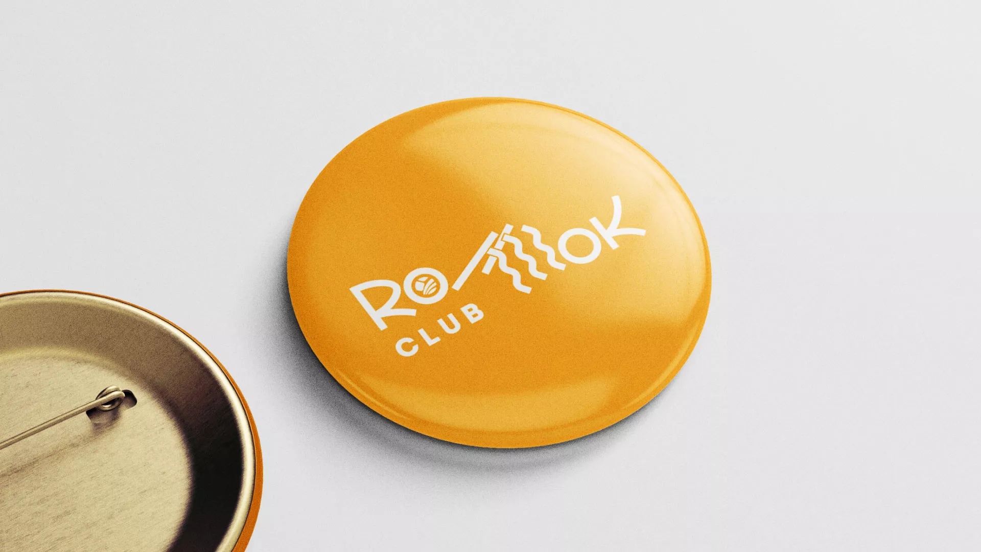 Создание логотипа суши-бара «Roll Wok Club» в Истре